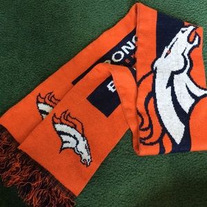 Broncos scarf